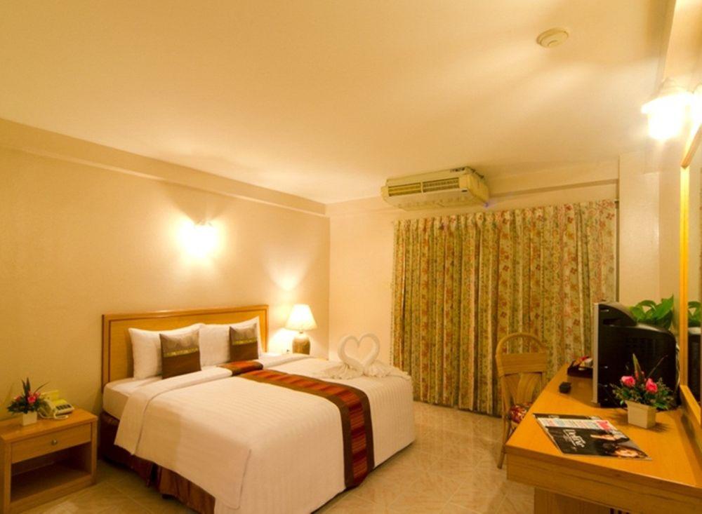 Eastiny Place Hotel Pattaya Exterior foto