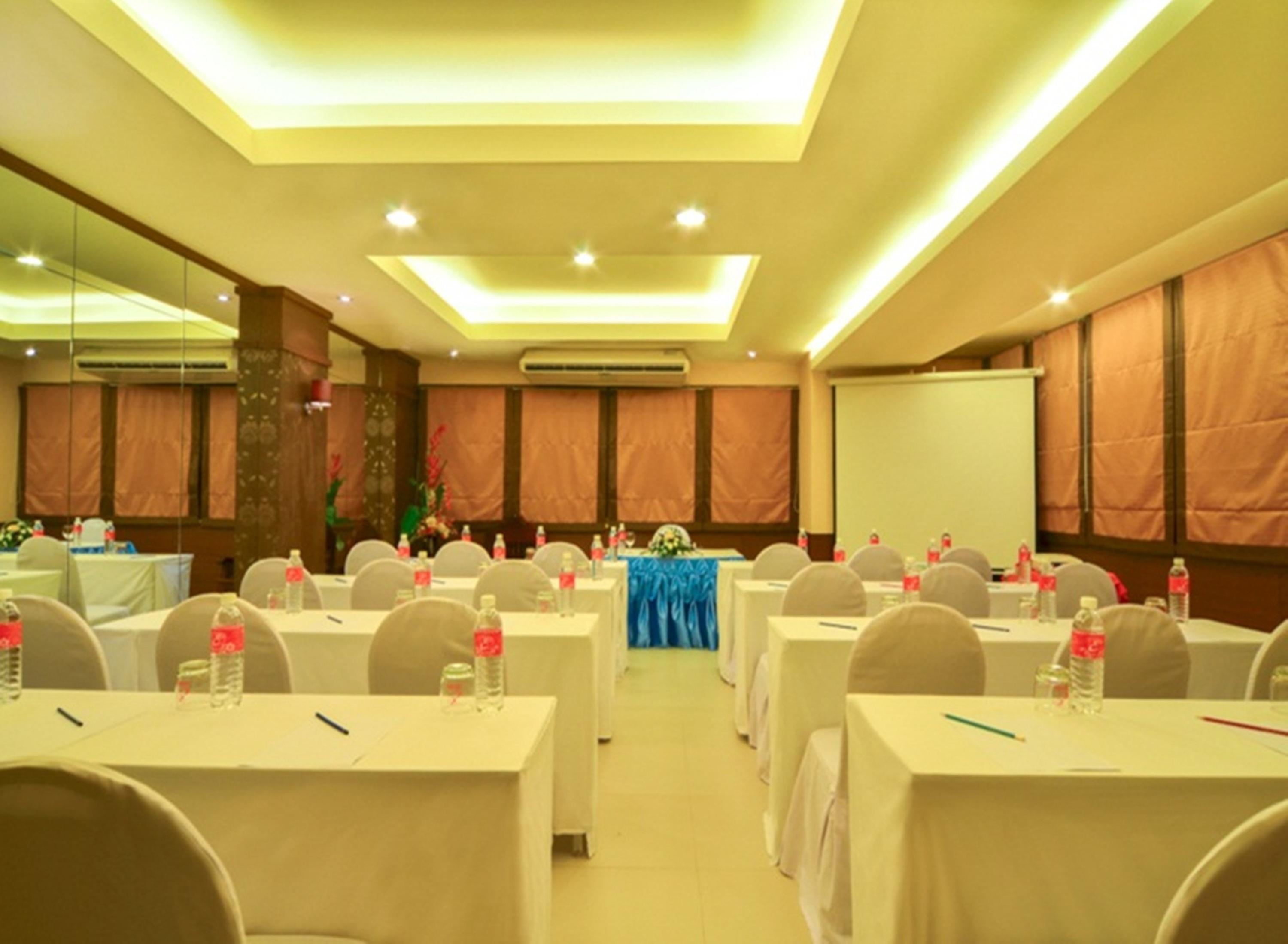 Eastiny Place Hotel Pattaya Exterior foto