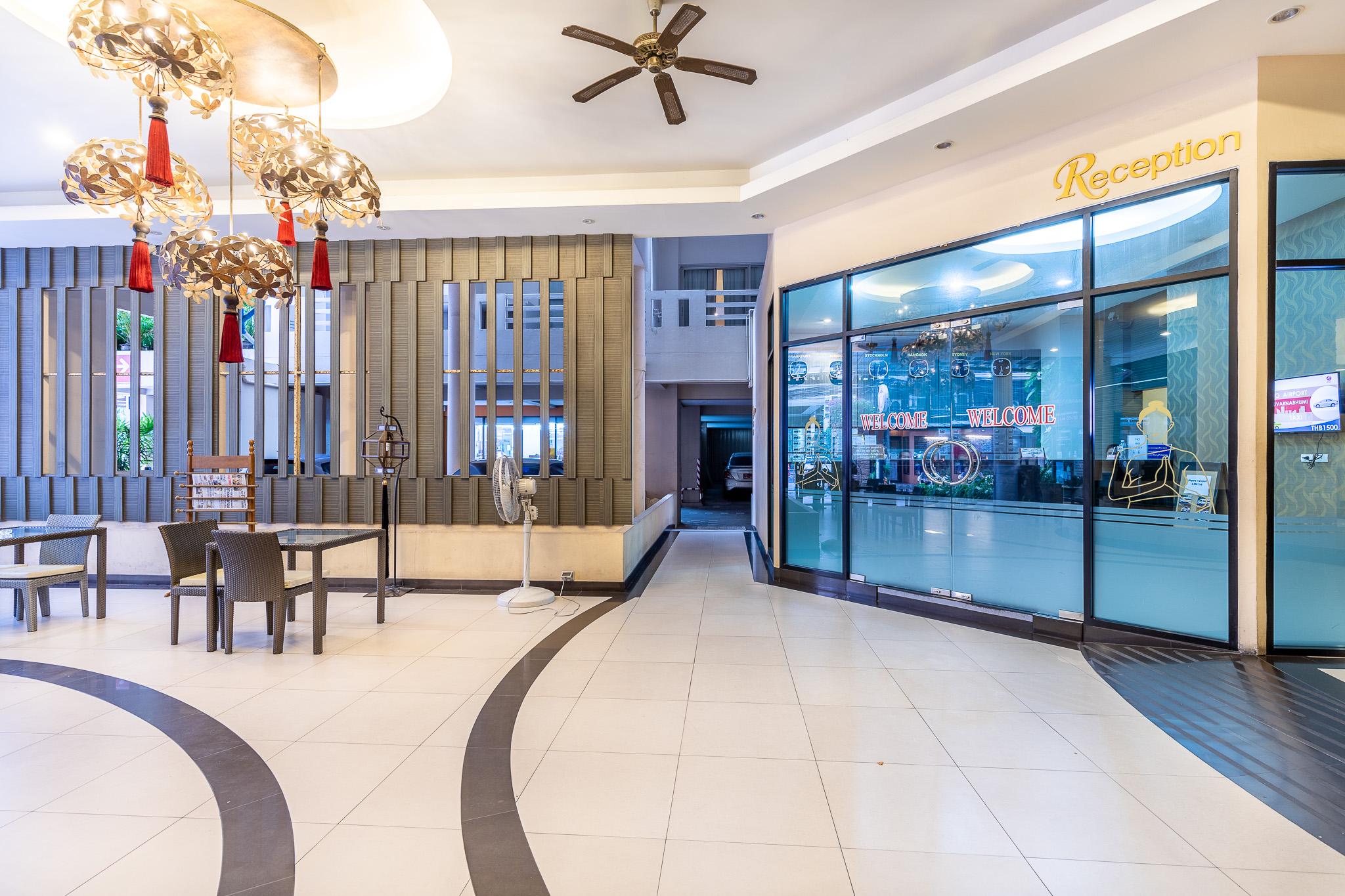Eastiny Place Hotel Pattaya Exterior foto