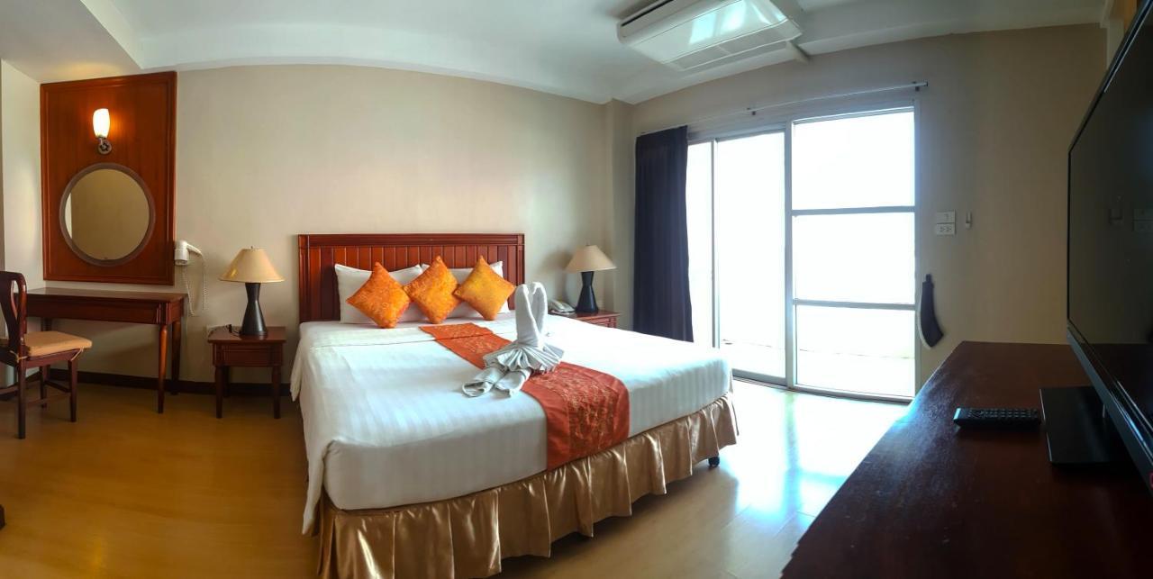 Eastiny Place Hotel Pattaya Exterior foto